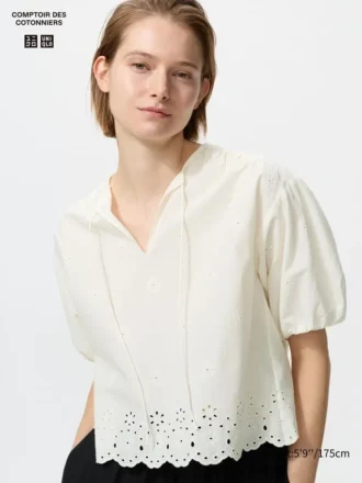 Damesblouse met borduursels en halflange mouwen