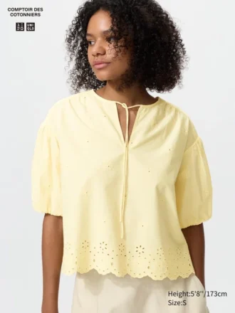 Damesblouse met borduursels en halflange mouwen