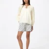 Lichte katoenen blouse met plooien voor dames