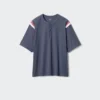 Unisex T-shirt met henley-hals